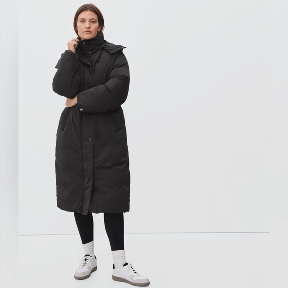 Everlane Black Duvet Puffer Size S - Picture 4 of 4